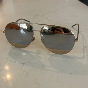 Christian Dior
One Size Split1 Mirrored Sunglasses